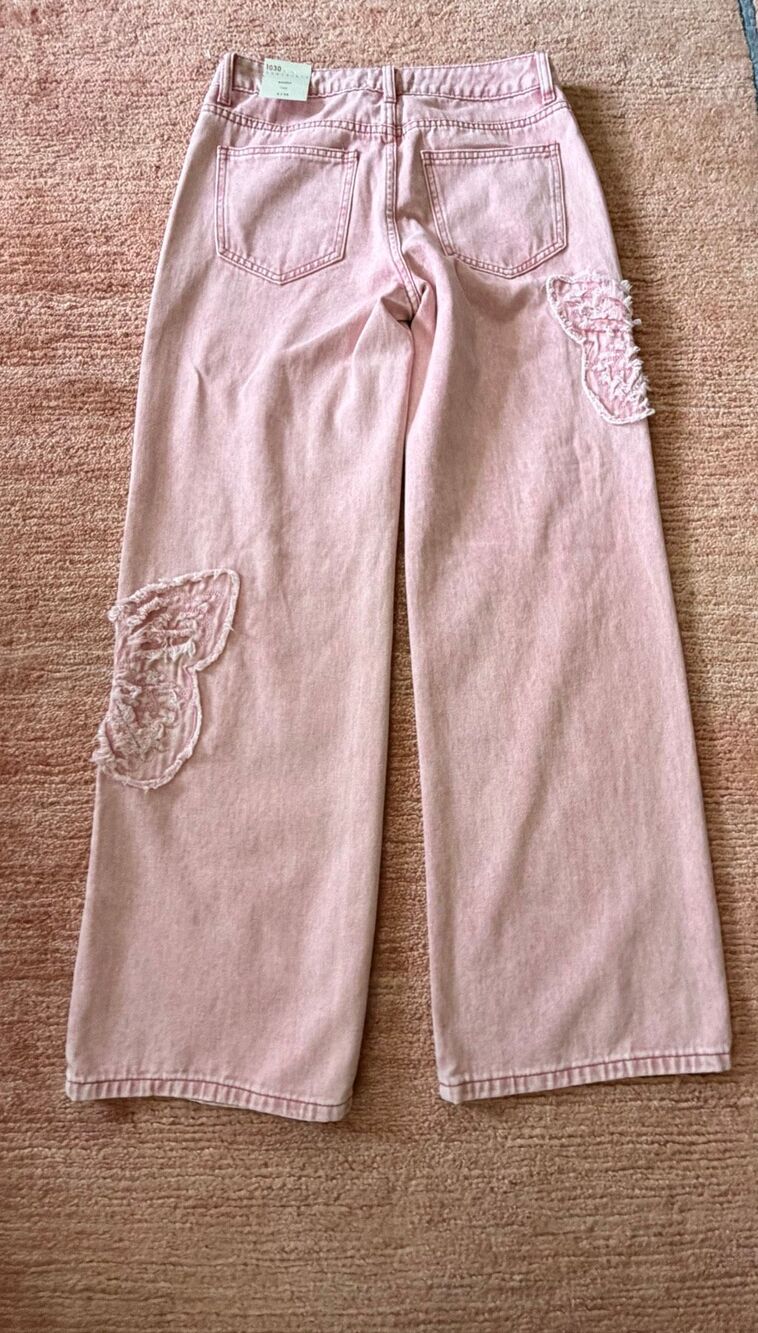1030 Tenthirty Pink Baggy Wide Leg Jeans XS Butterfly Applique NWT - Picture 6 of 11